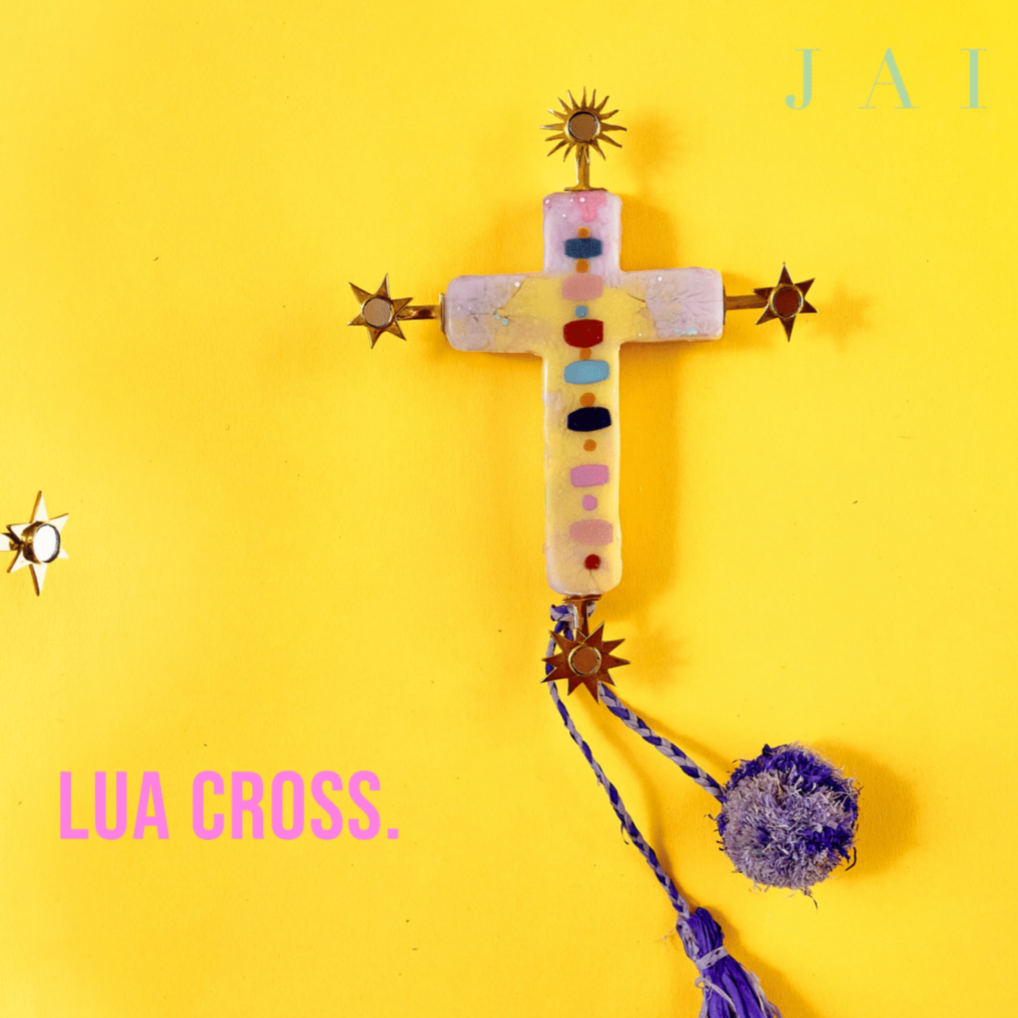 LUA Resin Cross